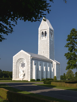 Enlarge photo 180