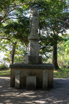 Enlarge photo 16