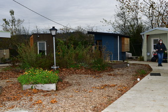Enlarge photo 185
