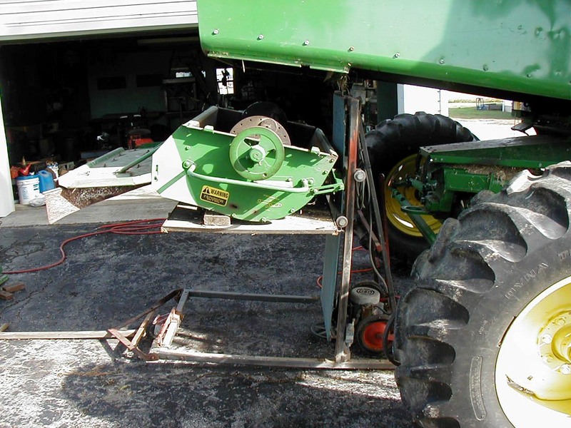 Viewing a thread - John Deere 4400 combine straw chopper question