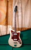 Eko Model 1100 1960s Pearloid
