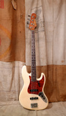 Fender Jazz Bass 1966 White
