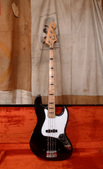 Fender Jazz Bass 1974 Black 2