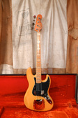Fender Jazz Bass 1975 White 2