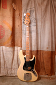 Fender Jazz Bass 1976 White