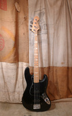 Fender Jazz Bass 1977 Black 2