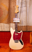 Fender Musicmaster 1966 White 2