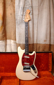 Fender Mustang 1964 White 3