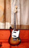 Fender Mustang 1974 Sunburst 3