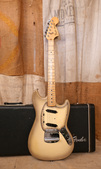 Fender Mustang 1979 Antigua