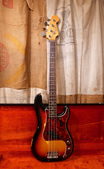 Fender Precision Bass 1966 Sunburst 10