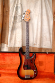 Fender Precision Bass 1966 Sunburst 3