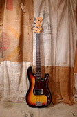 Fender Precision Bass 1966 Sunburst 8