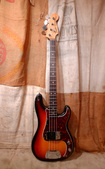 Fender Precision Bass 1974 Sunburst 2