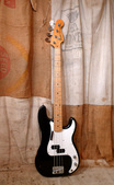 Fender Precision Bass 1975 Black 2
