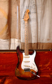 Fender Stratocaster 1958 Sunburst 2