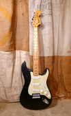 Fender Stratocaster 1971 Black 2