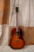 Gibson B25 1968 Sunburst 3