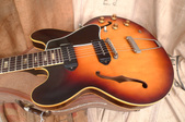 Gibson ES-330 1962 Sunburst2