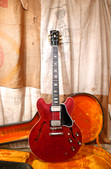 Gibson ES-335 1962 Cherry Red 3