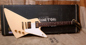 Gibson Explorer 1976 White 2