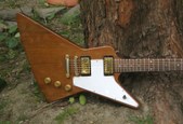 gibson explorer 1982