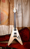 Gibson Flying V 1982 White