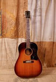 Gibson J-45 1958 Sunburst 3