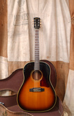 Gibson J-45 1966 Sunburst 2