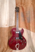 Guild Starfire IV Cherry