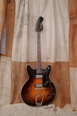 Hagstrom Viking 1960s Sunburst2