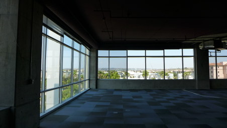Enlarge photo 63