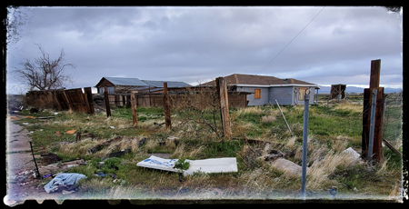 Two%20Houses%20Side%20View%20sm.png