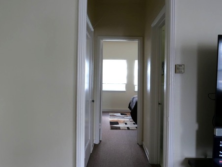Enlarge photo 84